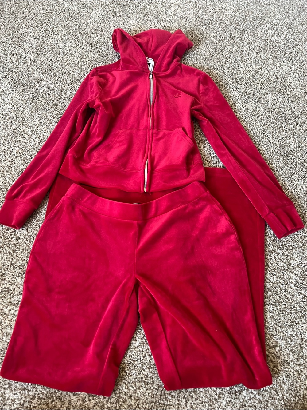 Juicy Couture Red Velour Hoodie & Pants Set - Picture 2 of 3